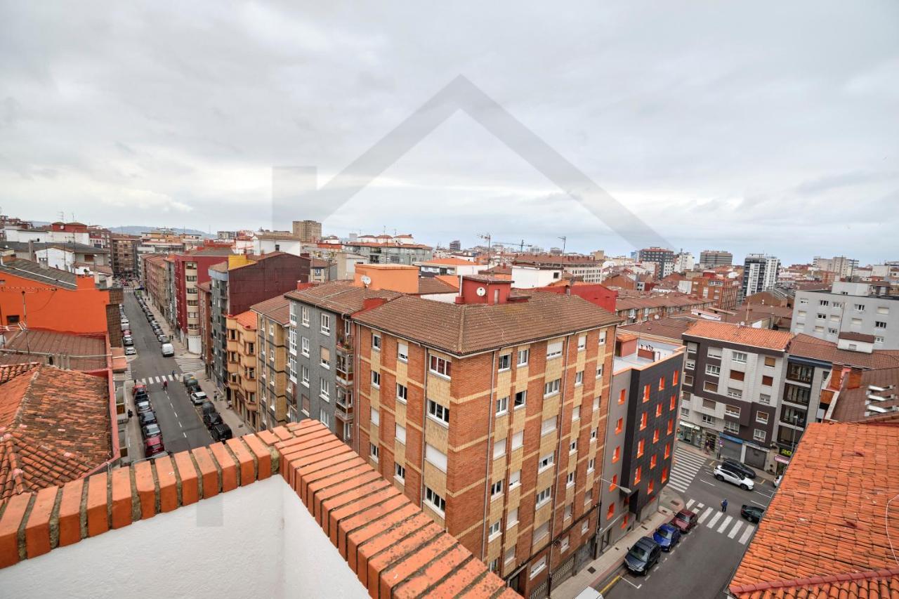 Espectacular Ático a un paso del Centro de Gijón Bed and Breakfast Exterior foto