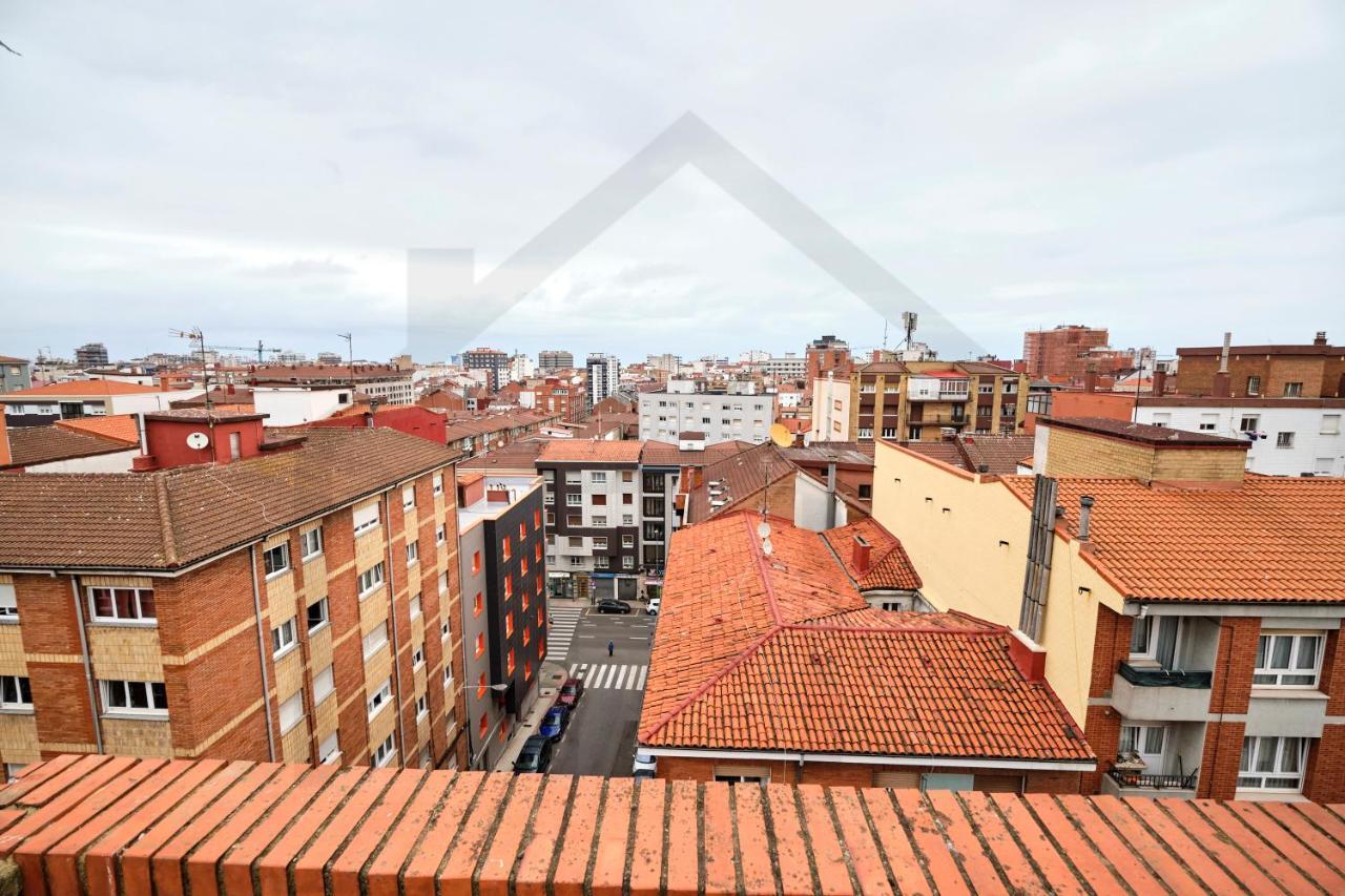 Espectacular Ático a un paso del Centro de Gijón Bed and Breakfast Exterior foto